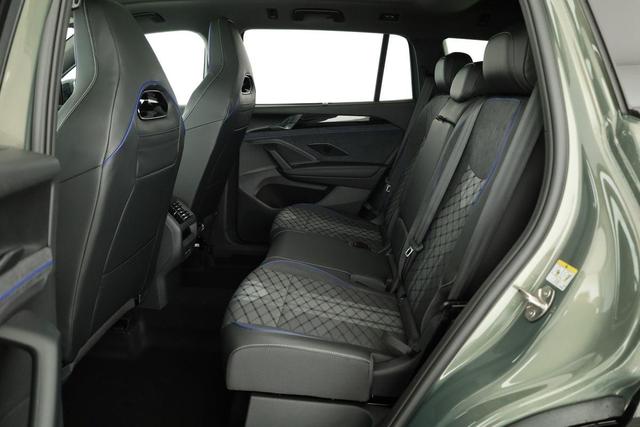 Volkswagen Tayron 1.5 TSI eHybrid 150 kW R-Line Black, Pano, HuD, AHK, AreaView, LED-Plus, Side, Navi, Winter, 5 J.-Garantie 