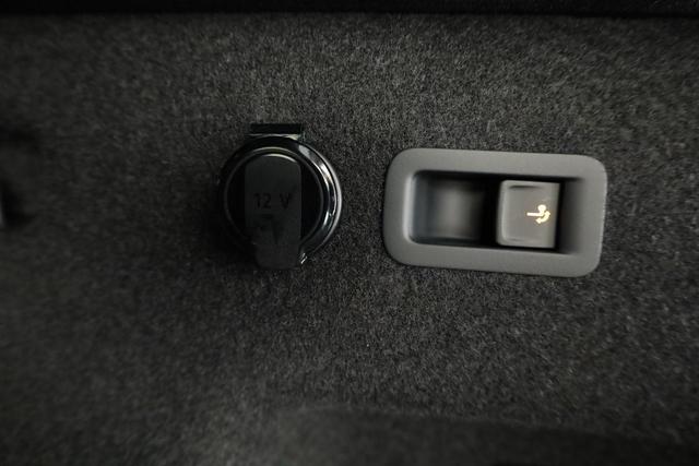 Volkswagen Tayron 1.5 TSI eHybrid 150 kW R-Line Black, Pano, HuD, AHK, AreaView, LED-Plus, Side, Navi, Winter, 5 J.-Garantie 