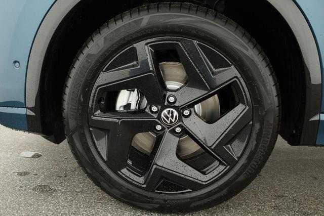 Volkswagen Tiguan 2.0 TDI 142 kW 4Motion R-Line DSG 4M Black Style, AHK. Navi, AreaView, Side, Winter, el. Klappe 