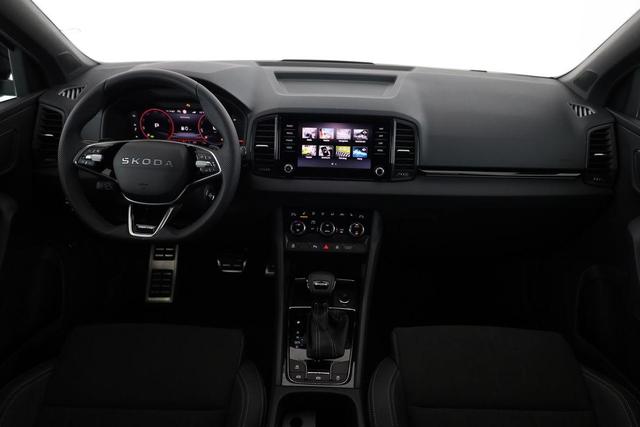 Skoda Karoq Sportline 1.5 TSI DSG Sportline, AHK, Navi, Matrix, Side, el. Klappe, Winter, 5 J.-Garantie, 19-Zoll 