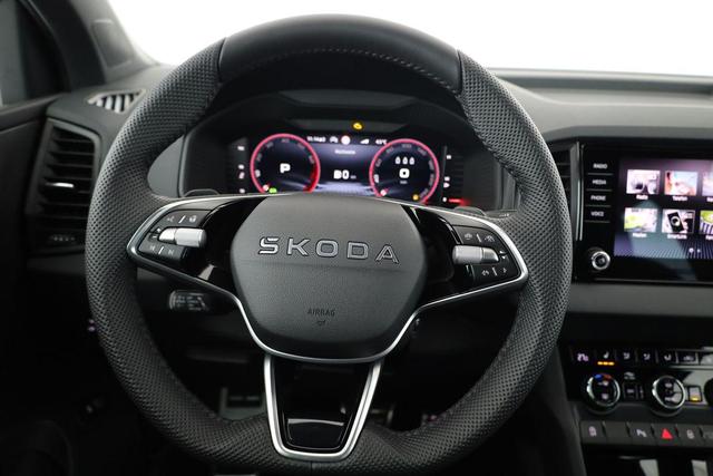 Skoda Karoq Sportline 1.5 TSI DSG Sportline, AHK, Navi, Matrix, Side, el. Klappe, Winter, 5 J.-Garantie, 19-Zoll 
