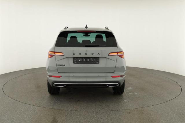 Skoda Karoq Sportline 1.5 TSI DSG Sportline, AHK, Navi, Matrix, Side, el. Klappe, Winter, 5 J.-Garantie, 19-Zoll 