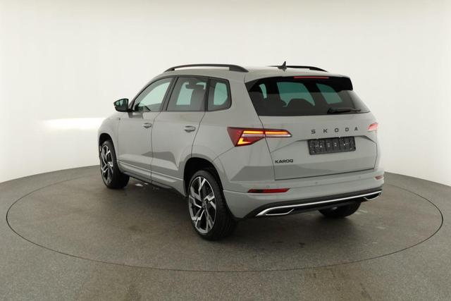 Skoda Karoq Sportline 1.5 TSI DSG Sportline, AHK, Navi, Matrix, Side, el. Klappe, Winter, 5 J.-Garantie, 19-Zoll 