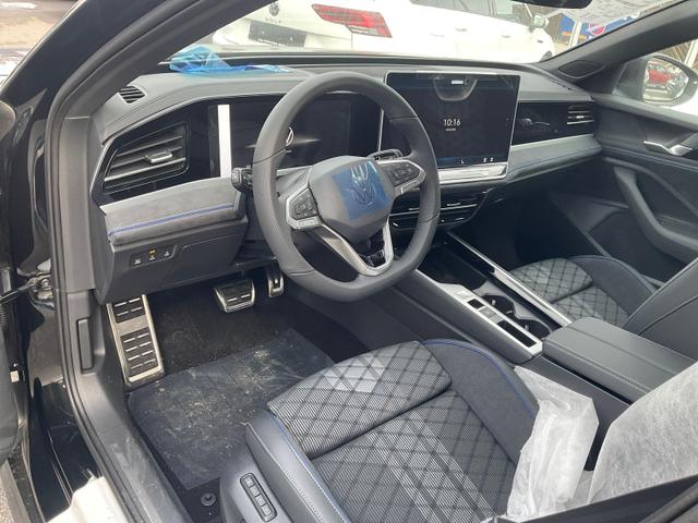 Volkswagen Passat Variant - 2.0 TDI 142 kW 4Motion R-Line DSG 4M Black, AHK, IQ.Light, HUD, 19-Zoll, AreaView, Navi, Side