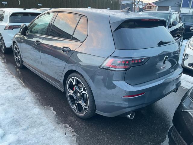 Volkswagen Golf 2.0 TSI 195 kW GTI VIII DSG, Navi, Side, Matrix, Kamera, Winter, 19-Zoll 