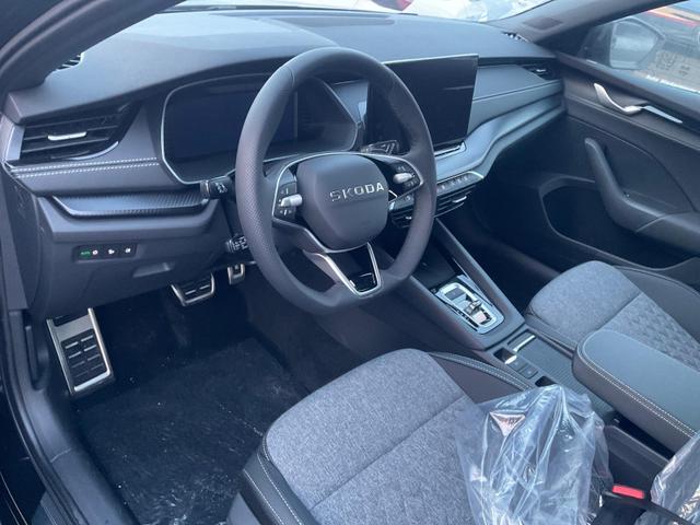 Skoda Octavia Combi - 2.0 TSI 150 kW 4x4 Sportline DSG Sportline, AHK, Matrix, Navi, el. Klappe