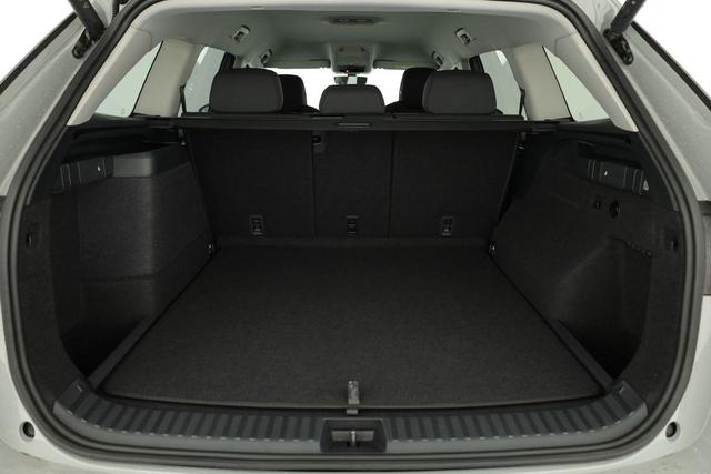 Skoda Kodiaq 1.5 TSI iV 150 kW Selection Selection, Navi, el. Klappe, LED, Kamera, Winter, 18-Zoll 