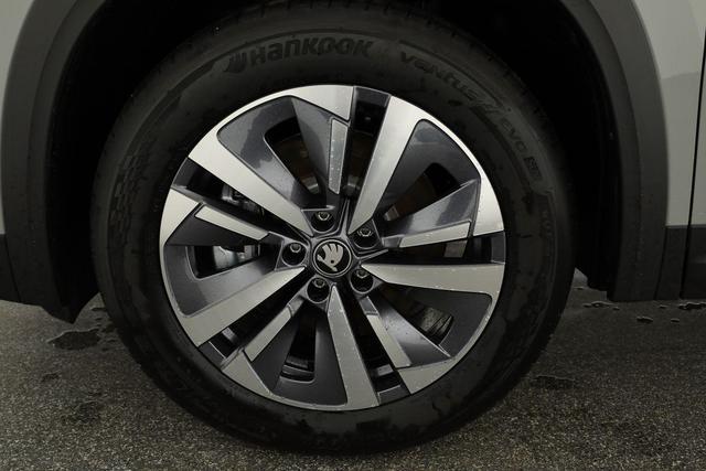 Skoda Kodiaq 1.5 TSI iV 150 kW Selection Selection, Navi, el. Klappe, LED, Kamera, Winter, 18-Zoll 