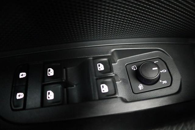 Skoda Kodiaq 1.5 TSI iV 150 kW Selection Selection, Navi, el. Klappe, FS-beheizbar, LED, Kamera, Winter, 19-Zoll 