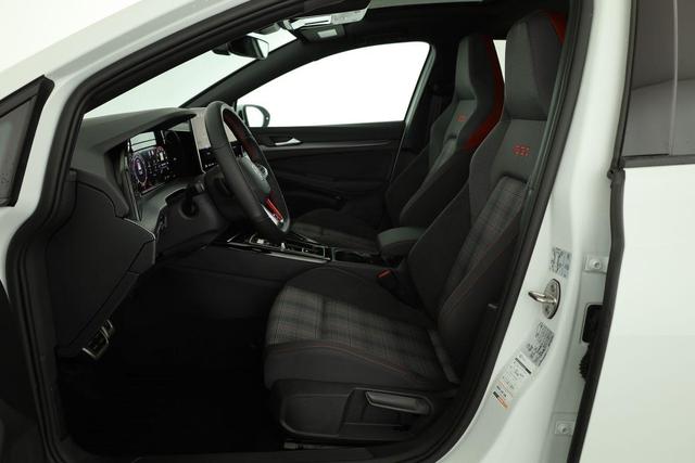 Volkswagen Golf 2.0 TSI 195 kW GTI VIII DSG, Navi, Side, Matrix, Kamera, Winter, 19-Zoll 