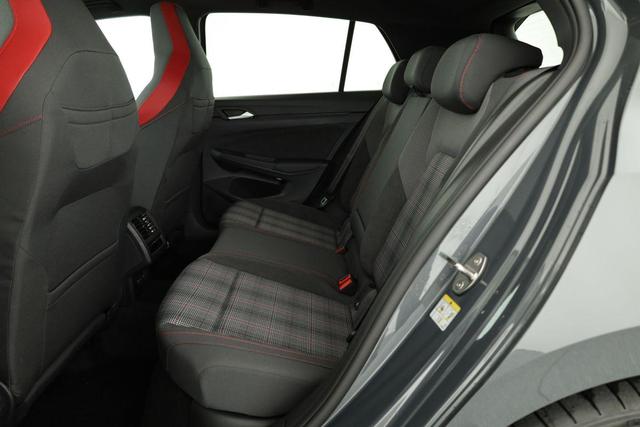 Volkswagen Golf 2.0 TSI 195 kW GTI VIII DSG, Navi, Side, Matrix, Kamera, Winter, 19-Zoll 