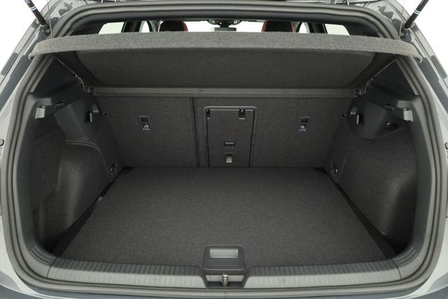 Volkswagen Golf 2.0 TSI 195 kW GTI VIII DSG, Navi, Side, Matrix, Kamera, Winter, 19-Zoll 