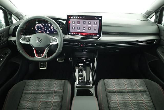 Volkswagen Golf 2.0 TSI 195 kW GTI VIII DSG, Navi, Side, Matrix, Kamera, Winter, 19-Zoll 