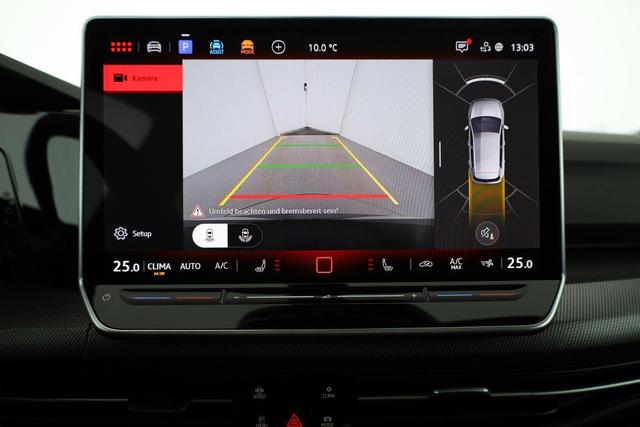 Volkswagen Golf 2.0 TSI 195 kW GTI VIII DSG, Navi, Side, Matrix, Kamera, Winter, 19-Zoll 