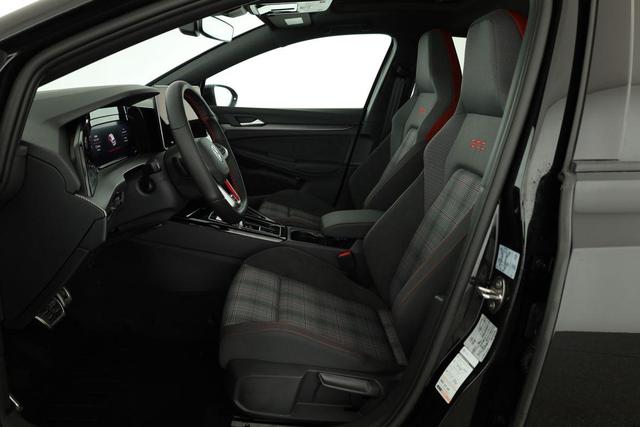 Volkswagen Golf 2.0 TSI 195 kW GTI VIII DSG, Navi, Side, Matrix, Kamera, Winter, 19-Zoll 