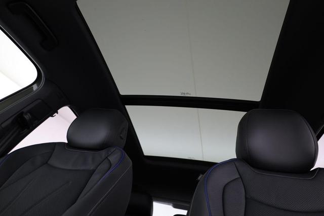 Volkswagen Tiguan 2.0 TDI 142 kW 4Motion R-Line DSG 4M Black, 20-Zoll, Leder, Pano, IQ.Light, AHK, Navi, Side, AreaView, Winter 