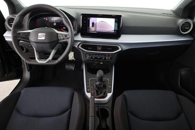 Seat Arona FR 1.5 TSI DSG FR, AHK, Navi, Winterpaket, Kamera 