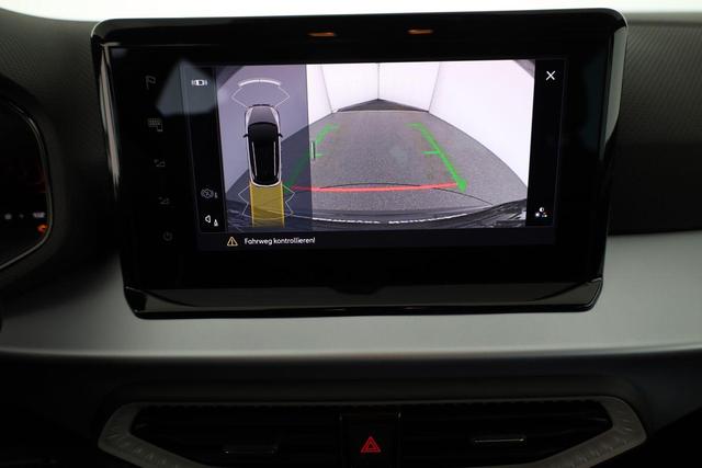Seat Arona FR 1.5 TSI DSG FR, AHK, Navi, Winterpaket, Kamera 