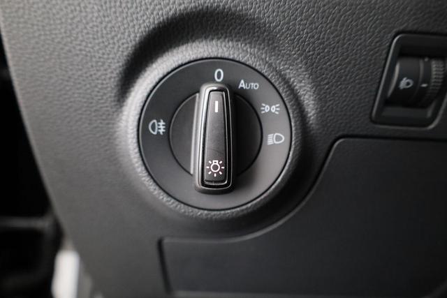 Seat Arona FR 1.5 TSI DSG FR, AHK, Navi, Winterpaket, Kamera 