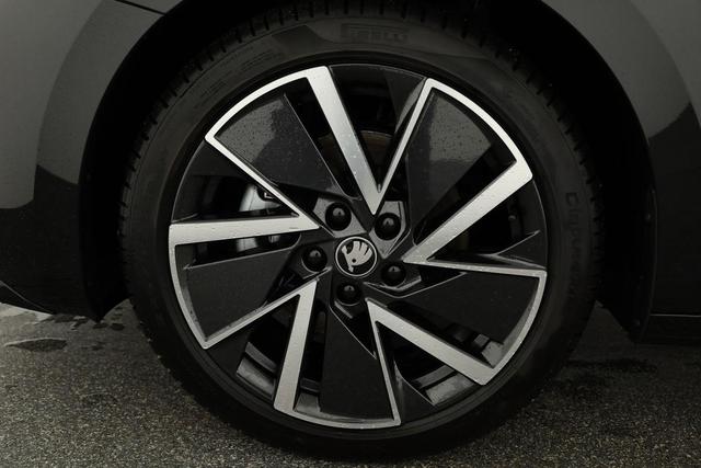 Skoda Octavia Combi 2.0 TSI 150 kW 4x4 Sportline DSG Sportline, AHK, Matrix, Navi, el. Klappe 