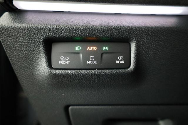 Volkswagen Tiguan 2.0 TDI 142 kW 4Motion R-Line DSG 4M Black, 20-Zoll, Leder, Pano, IQ.Light, AHK, Navi, Side, AreaView, Winter 