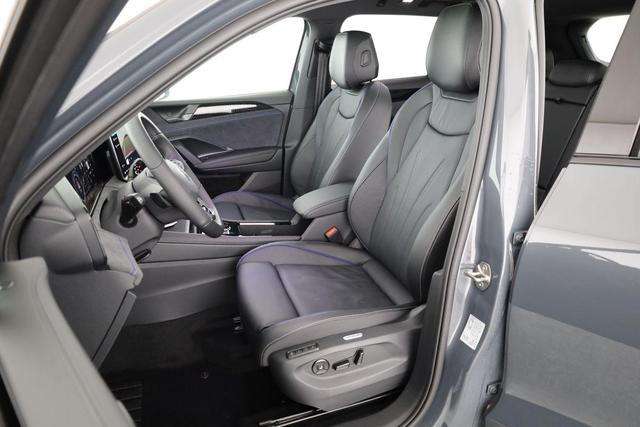 Volkswagen Tiguan 2.0 TDI 142 kW 4Motion R-Line DSG 4M Black, 20-Zoll, Leder, Pano, IQ.Light, AHK, Navi, Side, AreaView, Winter 