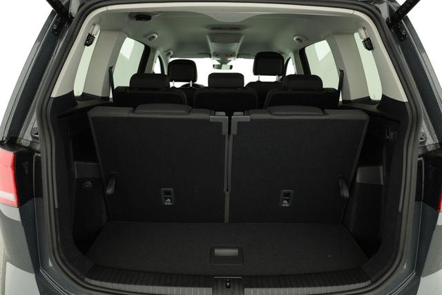 Volkswagen Touran Comfortline BMT/Start-Stopp 1.5 TSI DSG Comfortline, 7-Sitzer, AHK, Navi, Side, Kamera, Winter, 17-Zoll, 3 J.-Garantie 