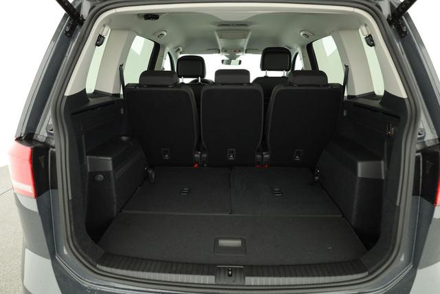 Volkswagen Touran Comfortline BMT/Start-Stopp 1.5 TSI DSG Comfortline, 7-Sitzer, AHK, Navi, Side, Kamera, Winter, 17-Zoll, 3 J.-Garantie 