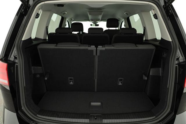 Volkswagen Touran Comfortline BMT/Start-Stopp 1.5 TSI DSG Comfortline, 7-Sitzer, AHK, Navi, Side, Kamera, Winter, 17-Zoll, 3 J.-Garantie 