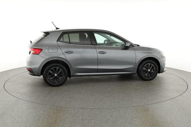 Skoda Fabia Selection 1.0 TSI Selection, Winter, Climatronic, 15-Zoll, Ladeboden 