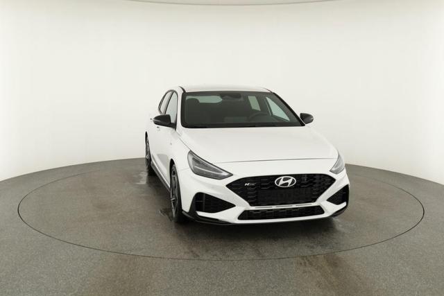 Hyundai i30 N Line 1.5 T-GDI DCT Fastback N-LINE, Navi, 18-Zoll, Kamera, LED, Winter 