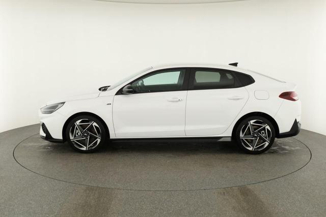 Hyundai i30 N Line 1.5 T-GDI DCT Fastback N-LINE, Navi, 18-Zoll, Kamera, LED, Winter 
