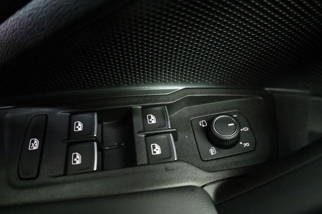 Volkswagen Tiguan 2.0 TDI 142 kW 4Motion R-Line DSG 4M Black, AHK, Navi, Side, AreaView, Winter, sofort 