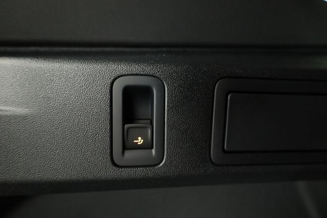 Volkswagen Tiguan 2.0 TDI 142 kW 4Motion R-Line DSG 4M Black, AHK, Navi, Side, AreaView, Winter, sofort 