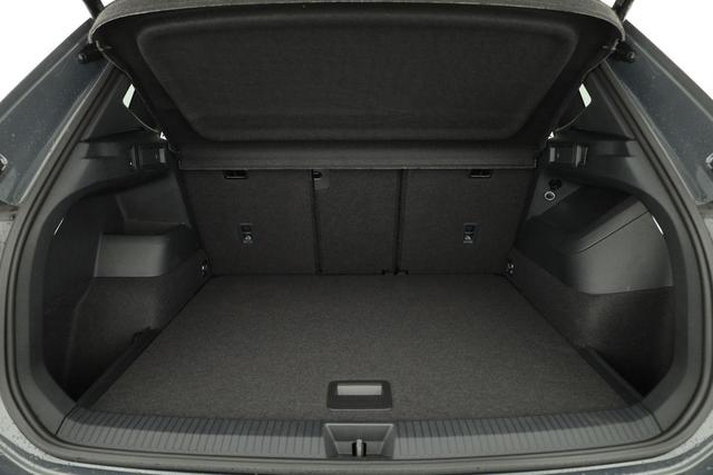 Volkswagen Tiguan 2.0 TDI 142 kW 4Motion R-Line DSG 4M Black, AHK, Navi, Side, AreaView, Winter, sofort 