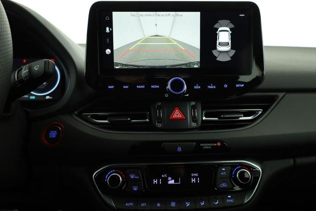 Hyundai i30 N Line 1.5 T-GDI DCT Fastback N-LINE, Navi, 18-Zoll, Kamera, LED, Winter 