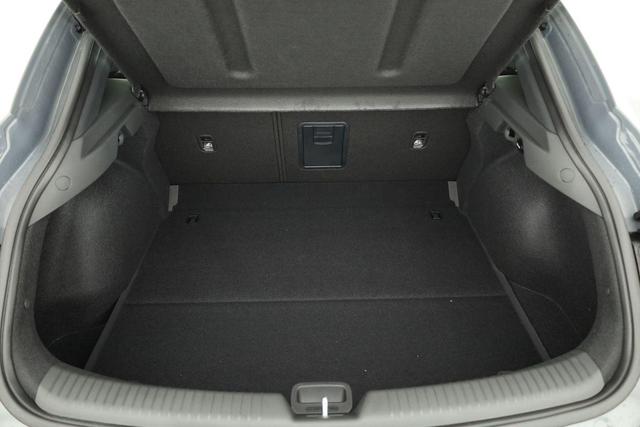 Hyundai i30 N Line 1.5 T-GDI DCT Fastback N-LINE, Navi, 18-Zoll, Kamera, LED, Winter 