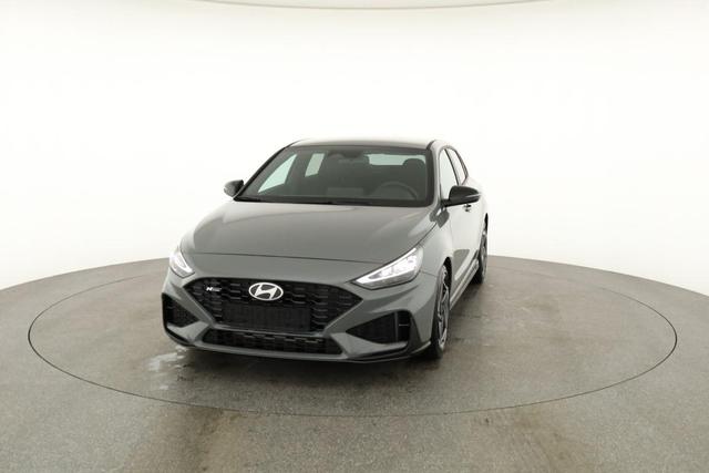 Hyundai i30 N Line 1.5 T-GDI DCT Fastback N-LINE, Navi, 18-Zoll, Kamera, LED, Winter 