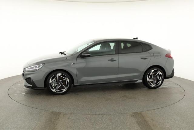 Hyundai i30 N Line 1.5 T-GDI DCT Fastback N-LINE, Navi, 18-Zoll, Kamera, LED, Winter 