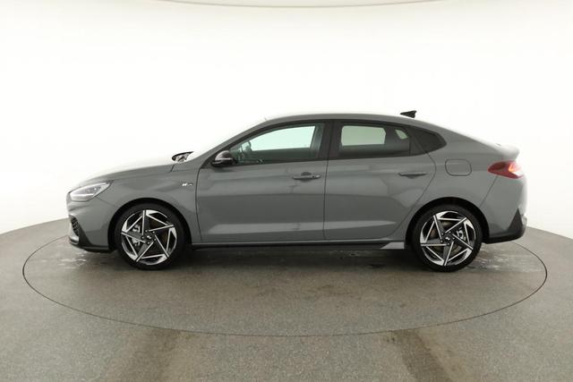 Hyundai i30 N Line 1.5 T-GDI DCT Fastback N-LINE, Navi, 18-Zoll, Kamera, LED, Winter 
