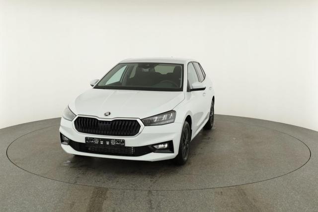 Skoda Fabia Selection 1.0 TSI DSG Selection, 15-Zoll schwarz, Winter, Ladeboden 