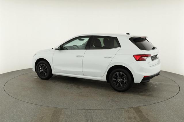 Skoda Fabia Selection 1.0 TSI DSG Selection, 15-Zoll schwarz, Winter, Ladeboden 