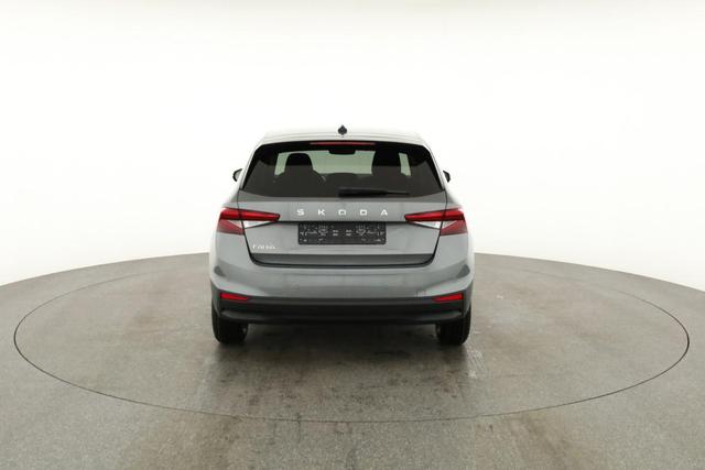 Skoda Fabia Selection 1.0 TSI DSG Selection, 15-Zoll schwarz, Winter, Ladeboden 