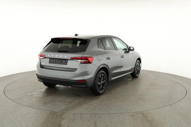 Skoda Fabia Selection 1.0 TSI DSG Selection, 15-Zoll schwarz, Winter, Ladeboden 