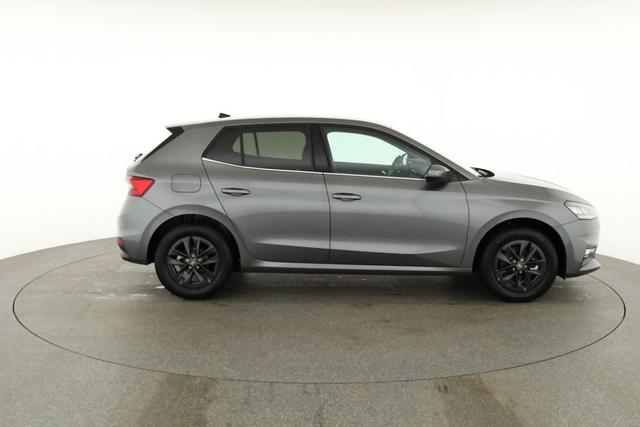 Skoda Fabia Selection 1.0 TSI DSG Selection, 15-Zoll schwarz, Winter, Ladeboden 