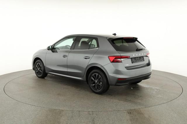 Skoda Fabia Selection 1.0 TSI DSG Selection, 15-Zoll schwarz, Winter, Ladeboden 