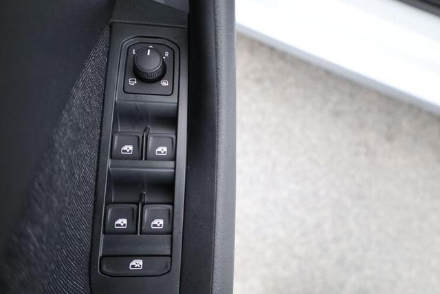 Skoda Kamiq Selection 1.0 TSI DSG Selection, LED, Kamera, ACC, Side, Winter 