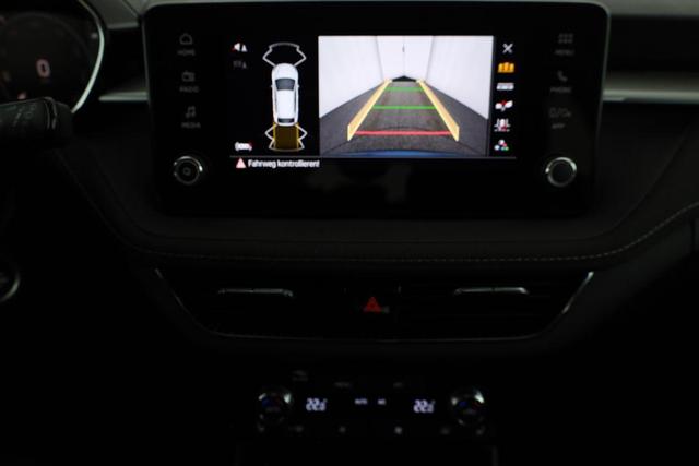 Skoda Fabia Selection 1.0 TSI DSG Selection, LED, Kamera, Side, ACC, Winter, Ladeboden, sofort 