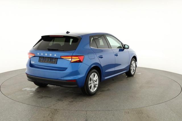 Skoda Fabia Selection 1.0 TSI DSG Selection, LED, Kamera, Side, ACC, Winter, Ladeboden, sofort 