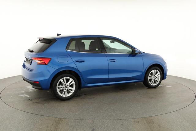 Skoda Fabia Selection 1.0 TSI DSG Selection, LED, Kamera, Side, ACC, Winter, Ladeboden, sofort 